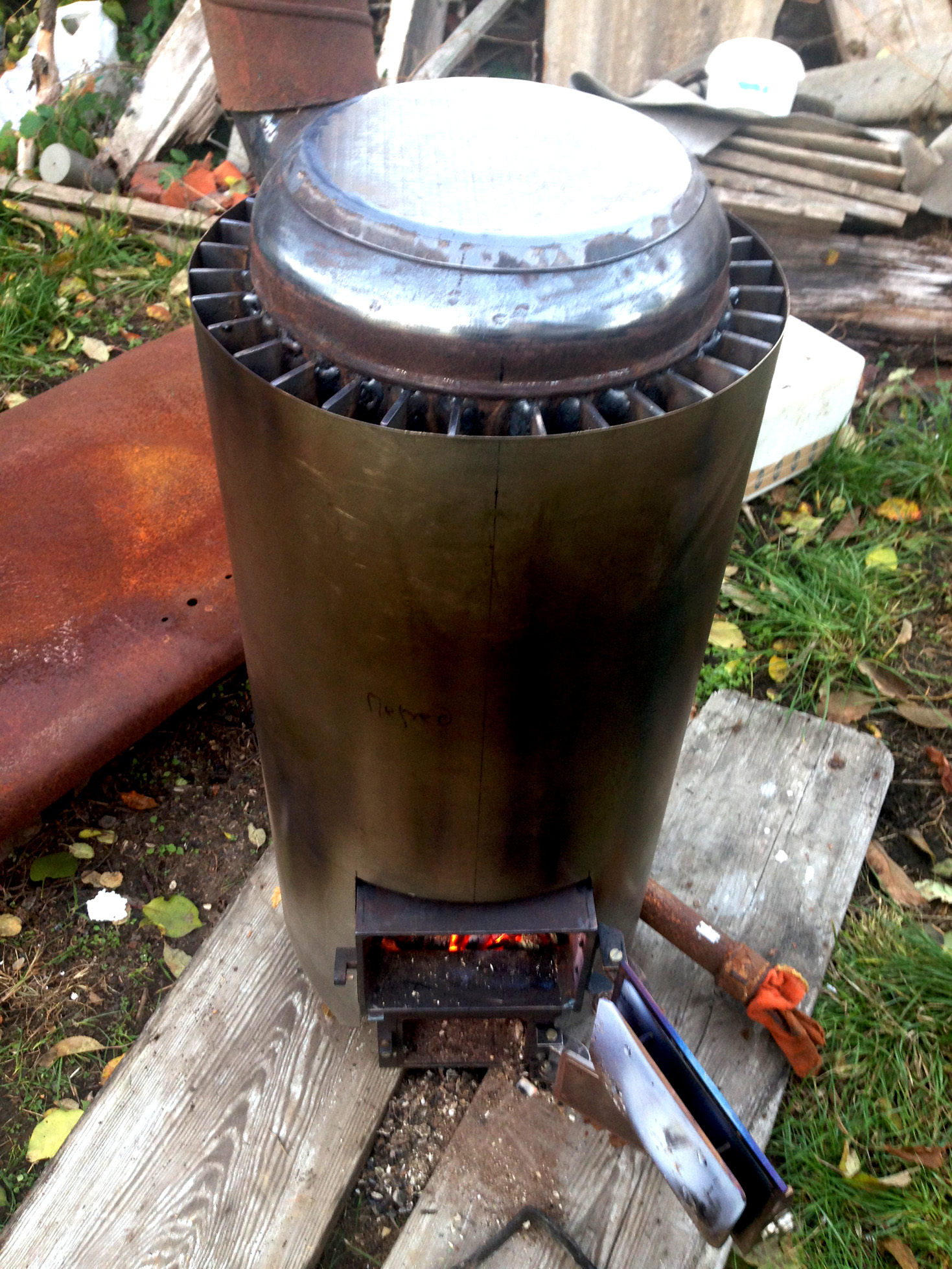 Печка буржуйка из газового баллона на дровах своими руками - чертежи и устройство